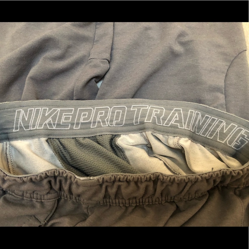 Nike Pro Womens Small Charcoal Gray Dri FIT Cropped Capri Joggers Sweatpants EUC - Picture 5 of 11